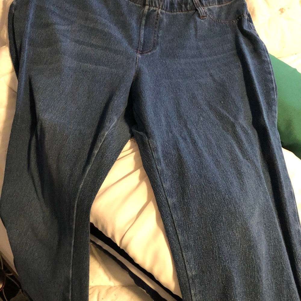 Jeans - Picture 2 of 4